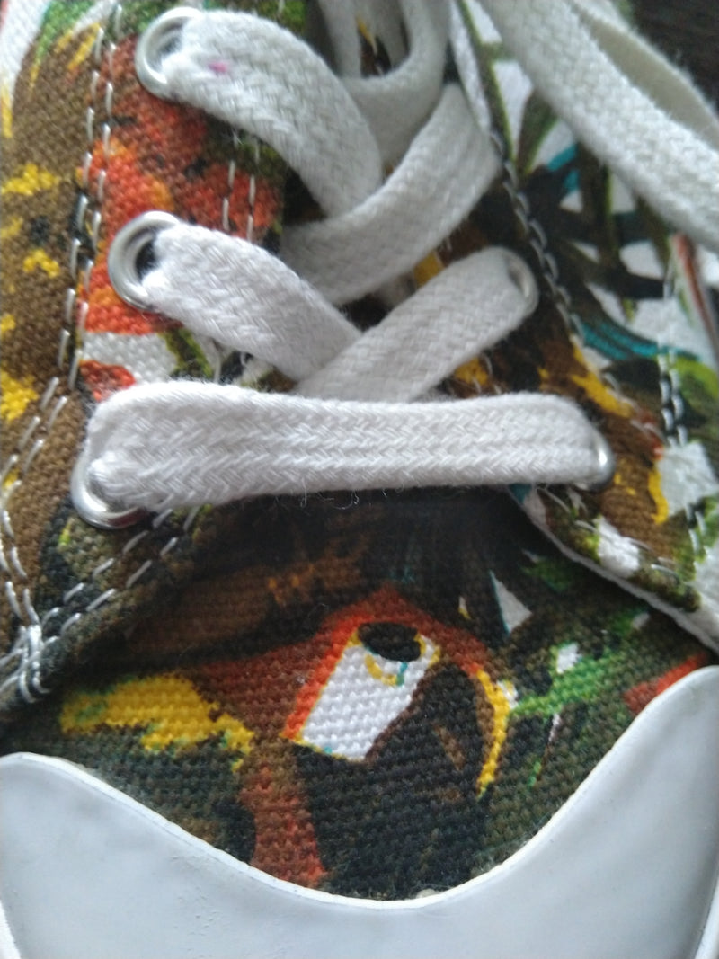 Parrots, sz 37EU