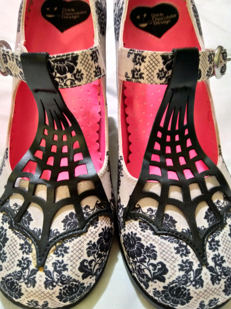 Spider Web Shoes, sz 38EU